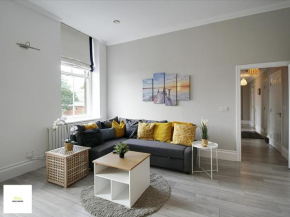 Beautiful City Centre Aprt/Sleeps 8/W Parking